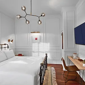 Hotel Life, New York